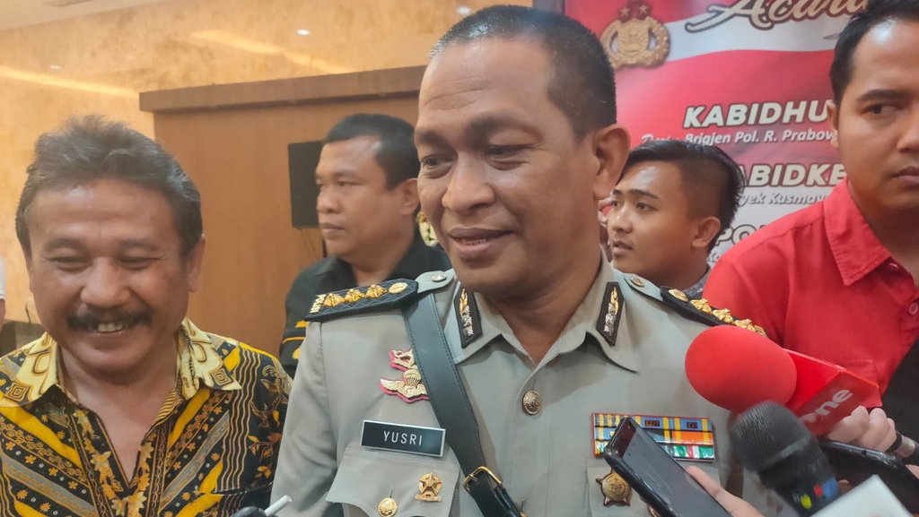 50 Bidan dan 100 Calo Diburu Polisi Terkait Klinik Aborsi Ilegal 50 Bidan dan 100 Calo Diburu Polisi Terkait Klinik Aborsi Ilegal