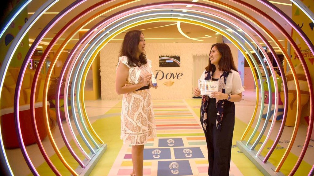  Pameran Instalasi Art Exhibition Raven Is Odd