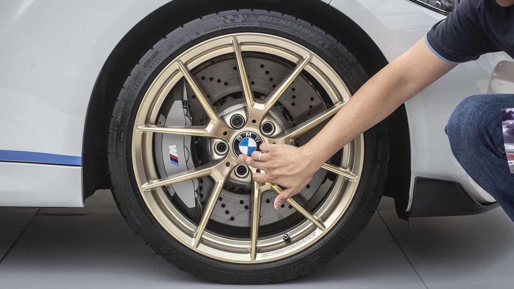 Tips Merawat Rem Cakram Mobil: Pelumas Hingga Kondisi Kaliper Tips Merawat Rem Cakram Mobil: Pelumas Hingga Kondisi Kaliper