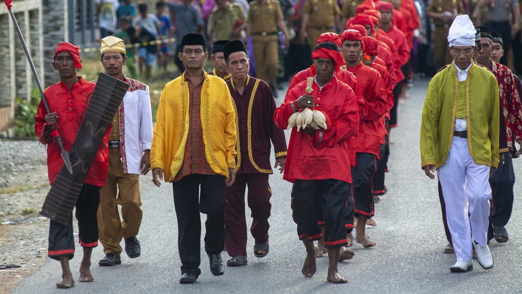 DPR Tunggu Pemerintah Selesaikan DIM RUU Masyarakat Hukum Adat DPR Tunggu Pemerintah Selesaikan DIM RUU Masyarakat Hukum Adat