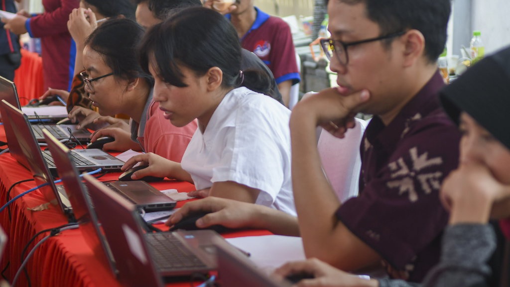 Contoh Latihan Soal CPNS Online 2019: SKD TWK, TKP dan TIU CAT BKN Contoh Latihan Soal CPNS Online 2019: SKD TWK, TKP dan TIU CAT BKN