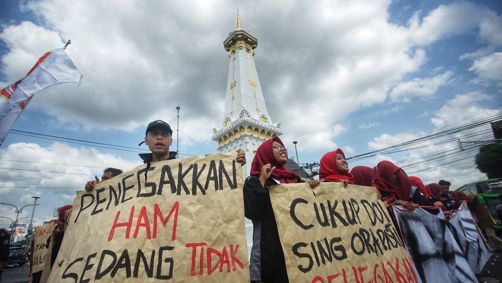 Pemerintah Didesak Bentuk Pengadilan HAM di Papua Pemerintah Didesak Bentuk Pengadilan HAM di Papua
