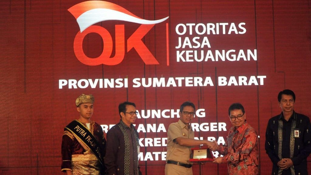 Strategi OJK Memperkuat BPR Setelah Diterpa Badai Kebangkrutan Strategi OJK Memperkuat BPR Setelah Diterpa Badai Kebangkrutan