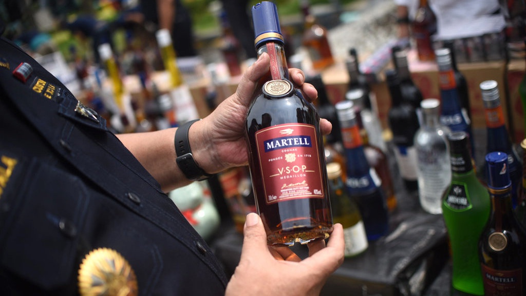 RUU Pelarangan Minol Rawan Memicu Peredaran Miras Oplosan RUU Pelarangan Minol Rawan Memicu Peredaran Miras Oplosan