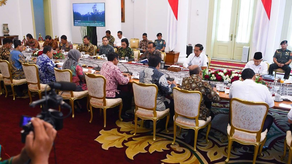 Ironi Harta Pejabat Naik Saat Rakyat Terjerat Kebutuhan Pokok Ironi Harta Pejabat Naik Saat Rakyat Terjerat Kebutuhan Pokok