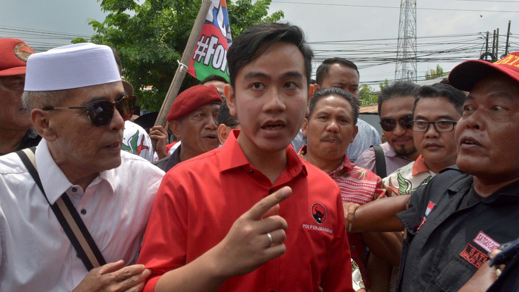 Ketua DPD PDIP Jateng: Cari Penyakit kalau Tidak Loloskan Gibran Ketua DPD PDIP Jateng: Cari Penyakit kalau Tidak Loloskan Gibran