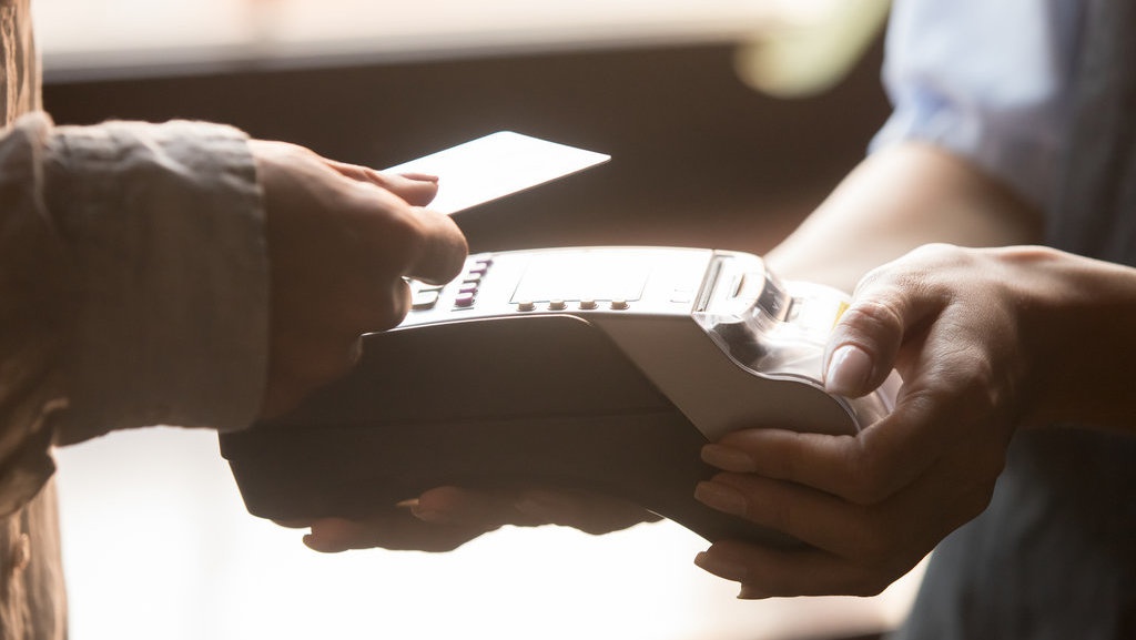 Transaksi Mudah di Luar Negeri Transaksi Mudah di Luar Negeri