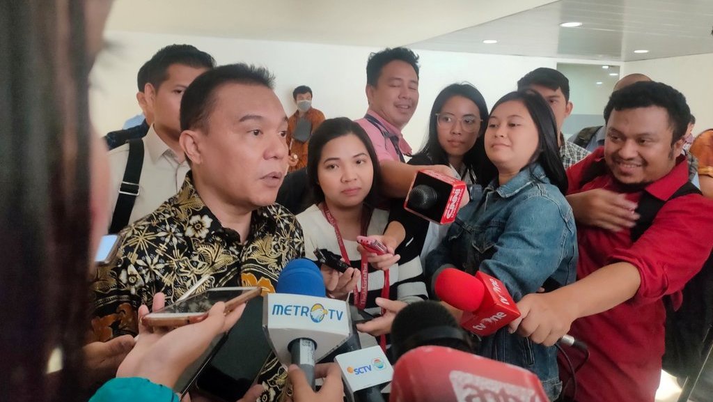 DPR Prioritaskan Awasi Kebijakan soal COVID, Hepatitis Akut & PMK DPR Prioritaskan Awasi Kebijakan soal COVID, Hepatitis Akut & PMK