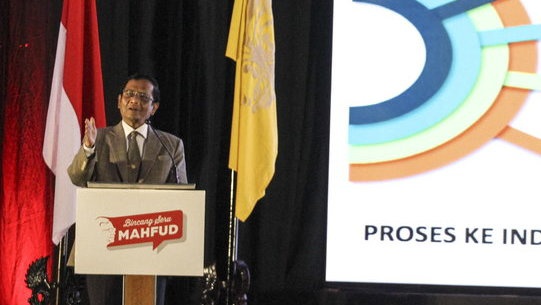 Bahaya Laten Tafsir Tunggal Pancasila ala Jokowi dalam P4 Bahaya Laten Tafsir Tunggal Pancasila ala Jokowi dalam P4