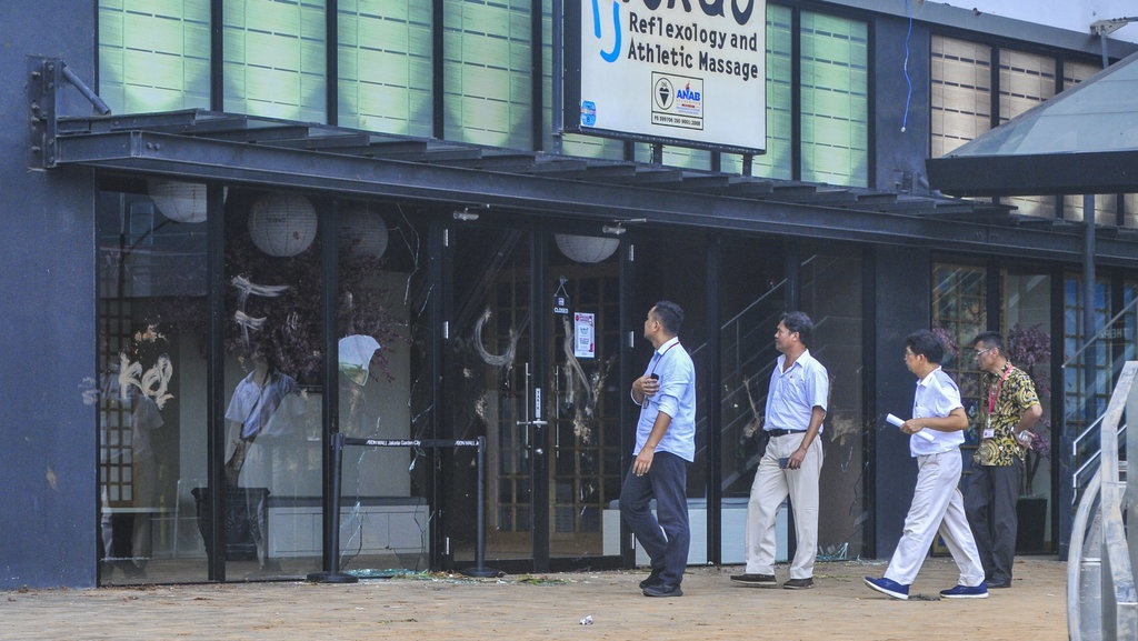 Penggerudukan AEON Mall JGC, Kegagalan Pengembang Kelola Banjir Penggerudukan AEON Mall JGC, Kegagalan Pengembang Kelola Banjir