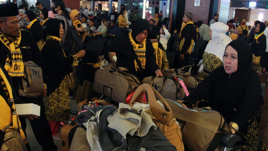 Dua Sisi Penangguhan Umrah Arab Saudi Imbas Corona COVID-19 Dua Sisi Penangguhan Umrah Arab Saudi Imbas Corona COVID-19