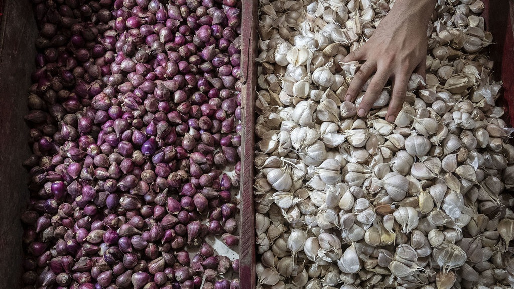 Kemendag Terbitkan Persetujuan Impor Gula dan Bawang Putih Kemendag Terbitkan Persetujuan Impor Gula dan Bawang Putih