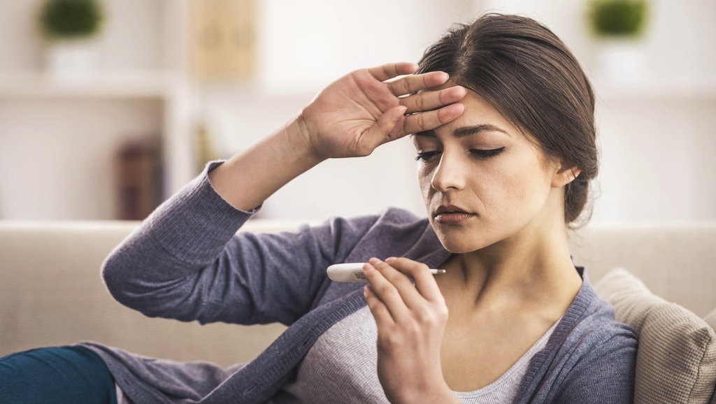 Mengenali Demam Dengue dan Bedanya dengan Demam Covid-19 Mengenali Demam Dengue dan Bedanya dengan Demam Covid-19