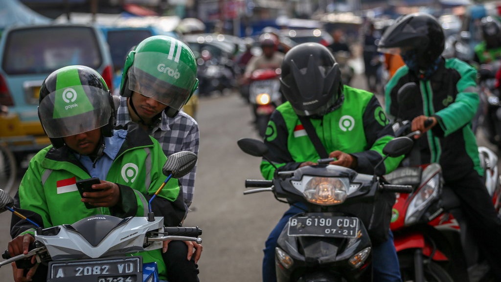 PSBB Jakarta: Layanan Ojek Motor Hilang dari Aplikasi Gojek & Grab PSBB Jakarta: Layanan Ojek Motor Hilang dari Aplikasi Gojek & Grab
