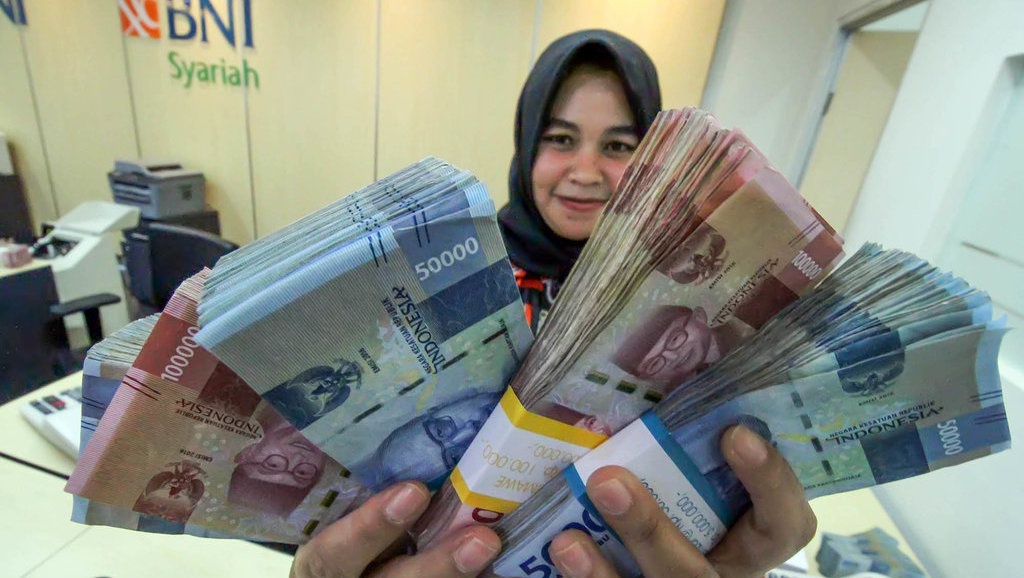 Gubernur BI Pastikan Cadangan Devisa Cukup untuk Kawal Rupiah Gubernur BI Pastikan Cadangan Devisa Cukup untuk Kawal Rupiah
