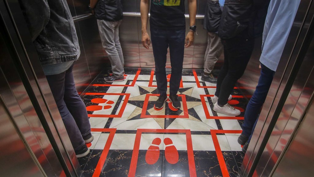 Berapa Jarak yang Aman dalam Social Distancing untuk Cegah Corona? Berapa Jarak yang Aman dalam Social Distancing untuk Cegah Corona?