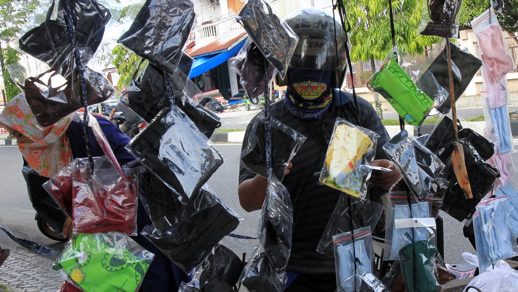 Hal yang Harus Diperhatikan Saat Menggunakan Masker Kain Hal yang Harus Diperhatikan Saat Menggunakan Masker Kain