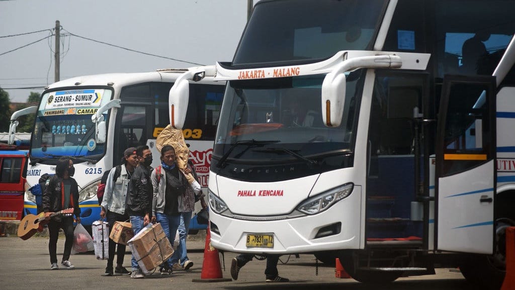 Info Mudik Alfamart 2023 Bus & Pesawat: Rute, Syarat, dan Kuota Info Mudik Alfamart 2023 Bus & Pesawat: Rute, Syarat, dan Kuota