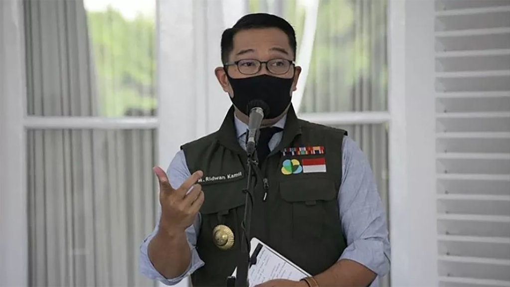Ridwan Kamil Sebut UMP 2022 di Jawa Barat Dipastikan Naik Ridwan Kamil Sebut UMP 2022 di Jawa Barat Dipastikan Naik
