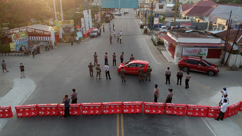 Ketidakjelasan Pembatasan Transportasi Jokowi saat Pandemi Corona Ketidakjelasan Pembatasan Transportasi Jokowi saat Pandemi Corona