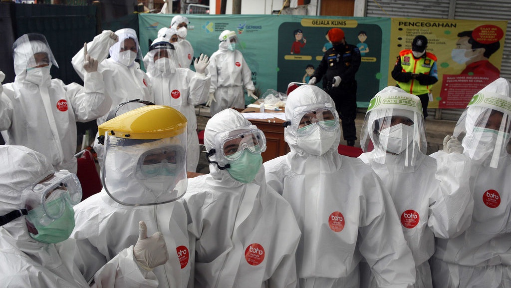 Tenaga Kesehatan Tetap Bekerja Saat Cuti Bersama Maulid Nabi Tenaga Kesehatan Tetap Bekerja Saat Cuti Bersama Maulid Nabi