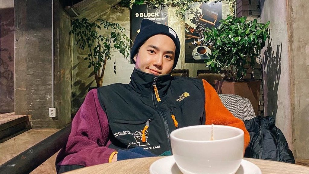 Suho EXO Jalani Wajib Militer atau Wamil Mulai Hari Ini 14 Mei 2020 Suho EXO Jalani Wajib Militer atau Wamil Mulai Hari Ini 14 Mei 2020