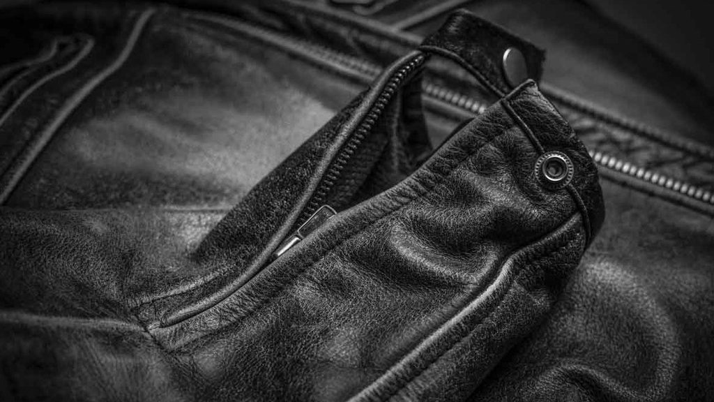 Tips dan Cara Merawat Jaket Bermotor Saat #DiRumahAja Tips dan Cara Merawat Jaket Bermotor Saat #DiRumahAja