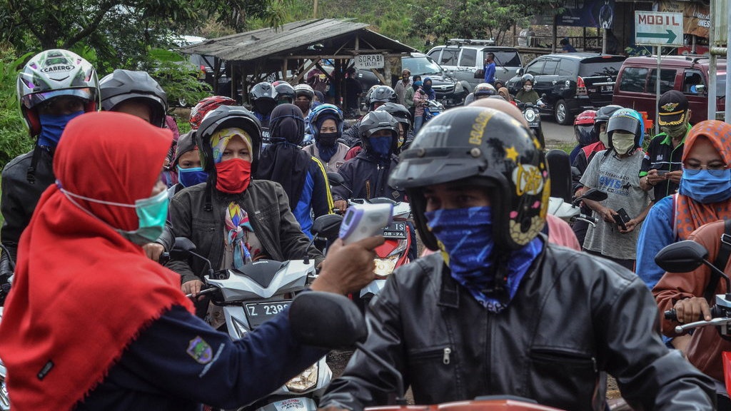 Mengukur Dampak Ekonomi Mudik Lebaran 2022 Mengukur Dampak Ekonomi Mudik Lebaran 2022