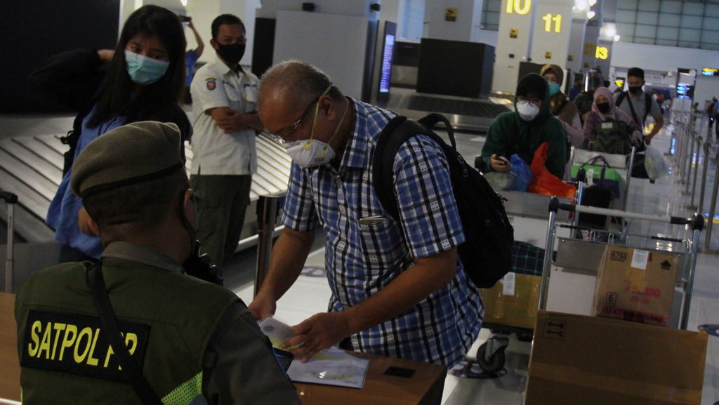 BPS Catat Mei 2020 Hanya Ada 100.000 Penumpang Pesawat di Indonesia BPS Catat Mei 2020 Hanya Ada 100.000 Penumpang Pesawat di Indonesia