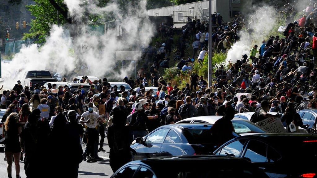 Pemakaman George Floyd dan Tuntutan Keadilan Rasial