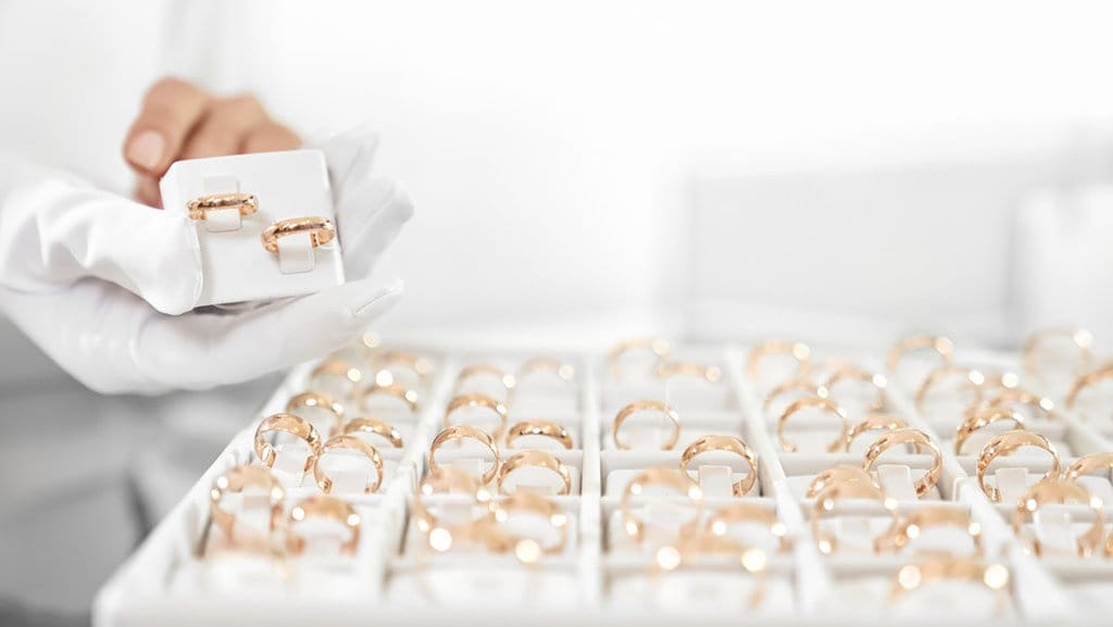 Apakah Emas Muda Bisa Dijual Kembali dan Berapa Harganya? Apakah Emas Muda Bisa Dijual Kembali dan Berapa Harganya?