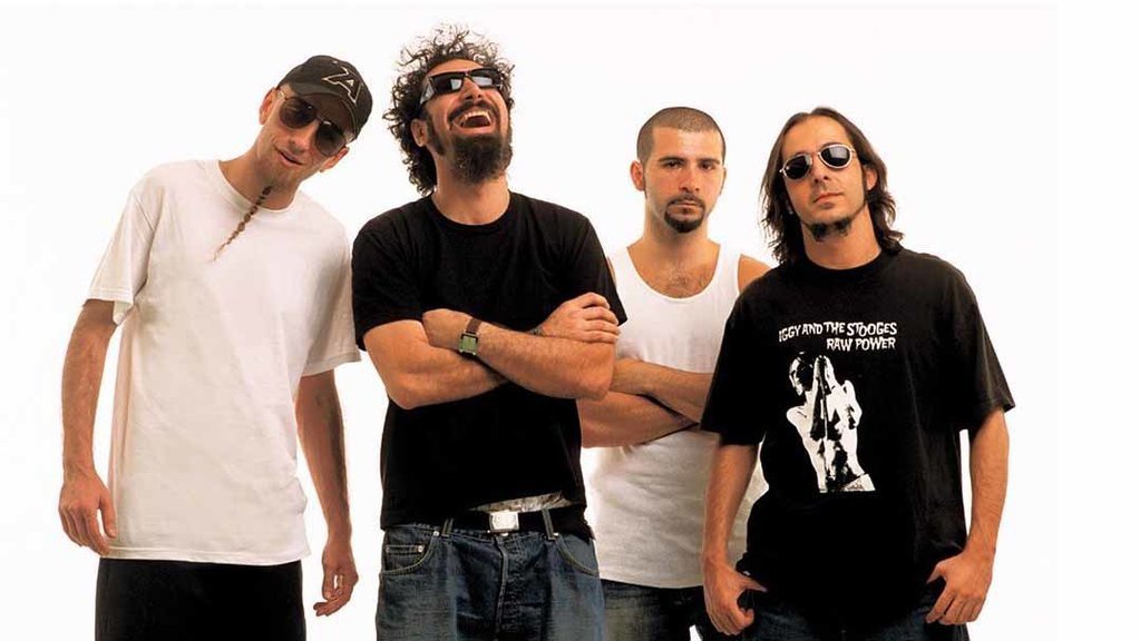 Serj Tankian Bela Rekan Band Meski Beda Pendapat Politik Soal Trump