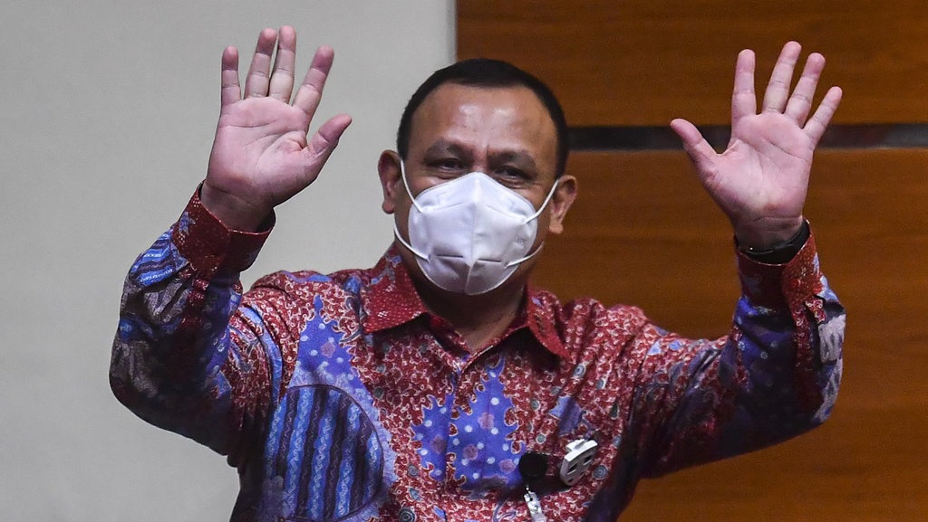 Langgar Kode Etik, Ketua KPK Firli Bahuri Mendapat Sanksi Ringan Langgar Kode Etik, Ketua KPK Firli Bahuri Mendapat Sanksi Ringan