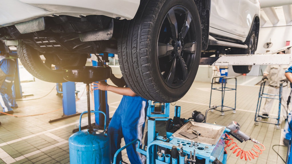 Fungsi Tune Up Mobil, Peralatan, dan Biaya yang Dibutuhkan