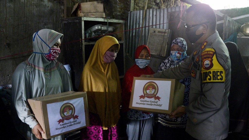 Twibbon Hari Bhayangkara 1 Juli 2022: Rayakan HUT Polri Ke-76 Twibbon Hari Bhayangkara 1 Juli 2022: Rayakan HUT Polri Ke-76