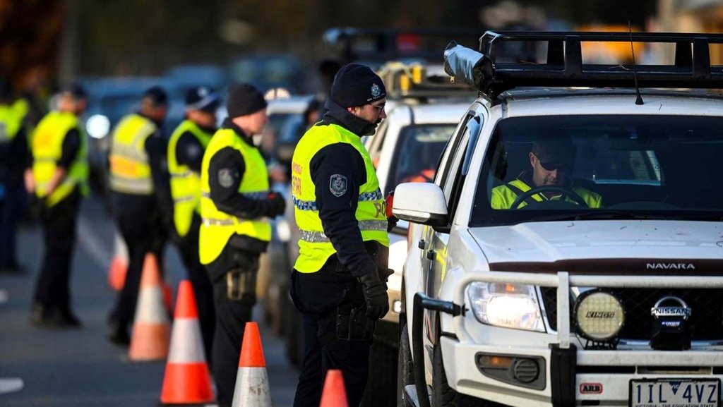 RI Pilih PPKM Darurat saat Negara Lain Lockdown akibat Varian Delta RI Pilih PPKM Darurat saat Negara Lain Lockdown akibat Varian Delta