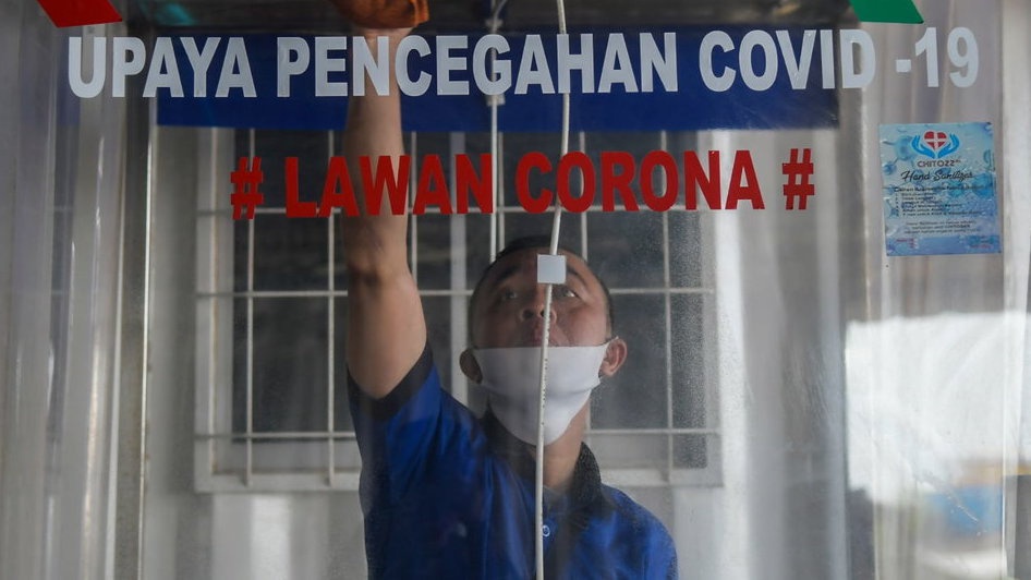 The New Normal Gagal: Kasus Corona Meningkat, Resesi Menanti