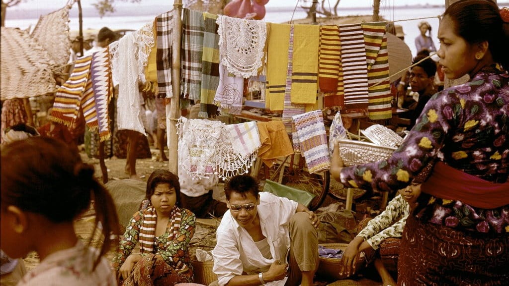 Sejarah Kekuasaan dan Ekspresi Seksualitas di Asia Tenggara Sejarah Kekuasaan dan Ekspresi Seksualitas di Asia Tenggara