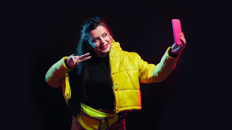 Cara Live di TikTok dan Apa Saja Syaratnya? Cara Live di TikTok dan Apa Saja Syaratnya?