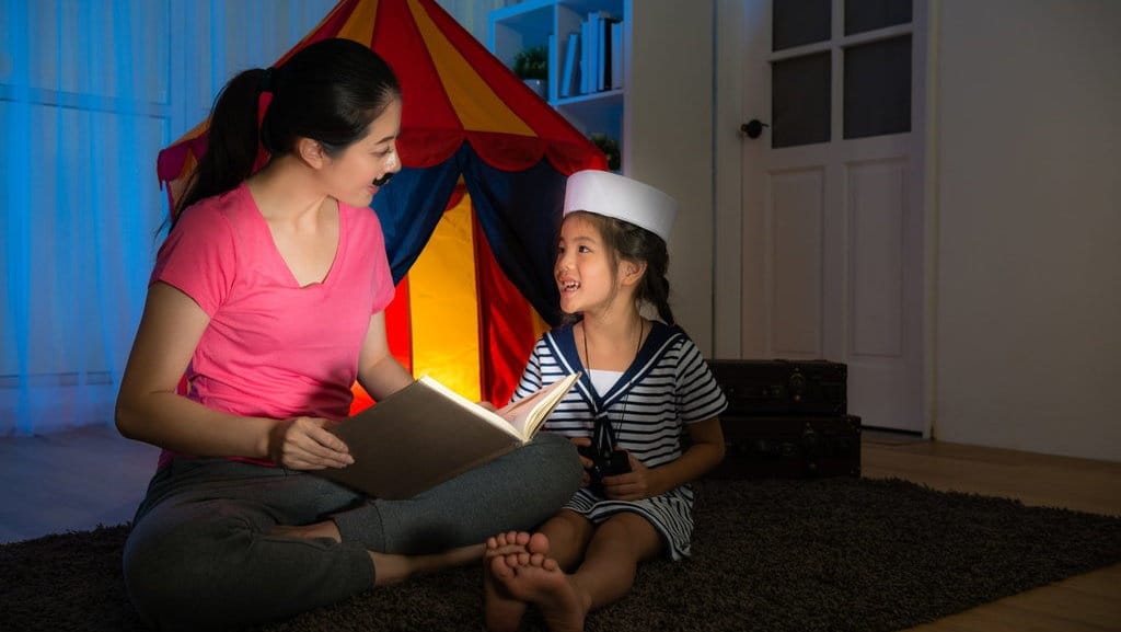 Mengenal Pola Asuh Attachment Parenting dan Manfaatnya bagi Anak