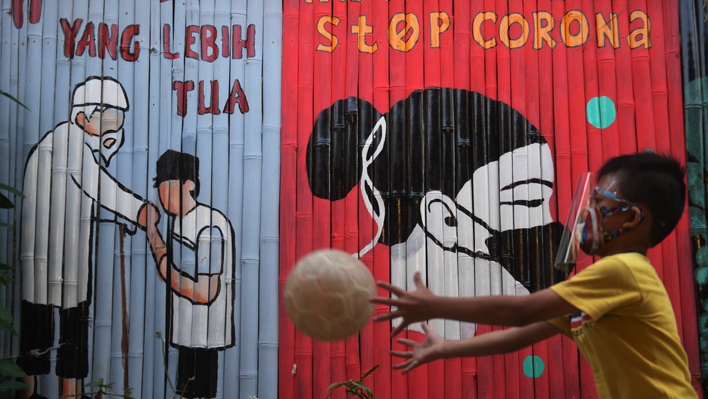 Buruh Pabrik LG yang Positif COVID-19 di Bekasi Bertambah Jadi 242 Buruh Pabrik LG yang Positif COVID-19 di Bekasi Bertambah Jadi 242