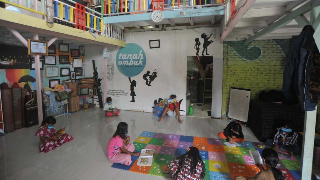 Pengertian Perubahan Sosial dan Teorinya Menurut Ahli Sosiologi