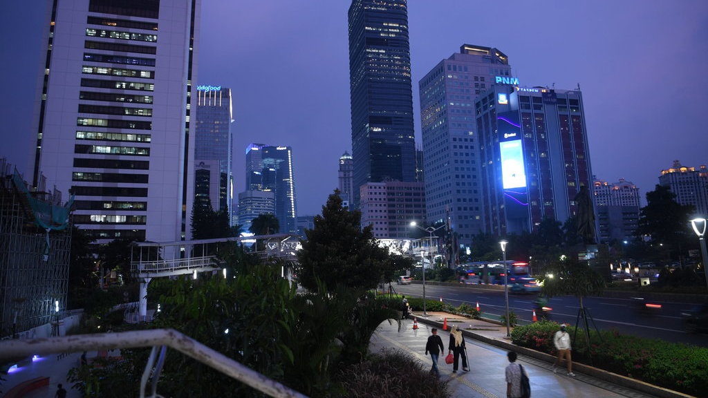 Pengusaha Bandel Saat PSBB DKI: Langgar Aturan, Mengelabui Petugas Pengusaha Bandel Saat PSBB DKI: Langgar Aturan, Mengelabui Petugas