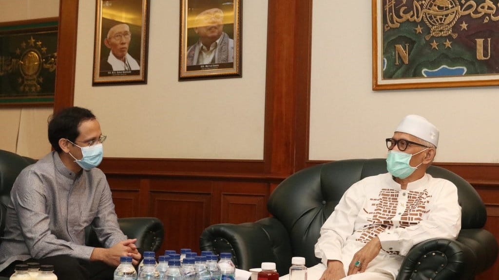 Adab Bertamu dan Menerima Tamu dalam Islam Saat Lebaran