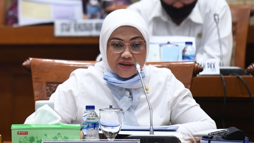 'Jalan Tengah' Menteri Ida yang Dianggap Merugikan Para Pekerja 'Jalan Tengah' Menteri Ida yang Dianggap Merugikan Para Pekerja