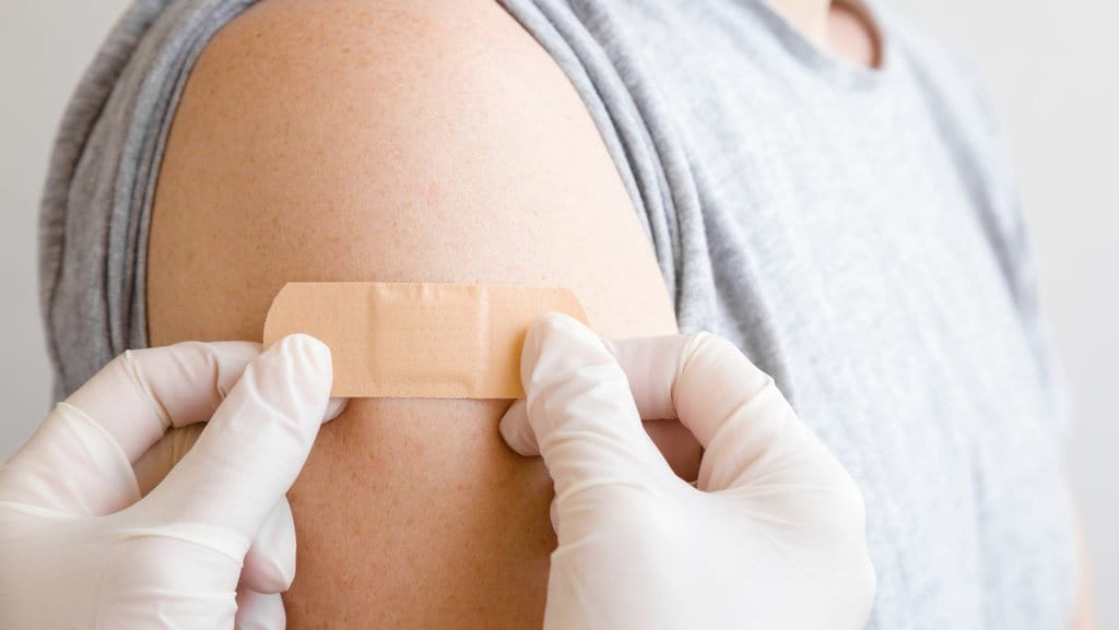 Mitos dan Fakta Soal Air Liur Bisa Sembuhkan Luka