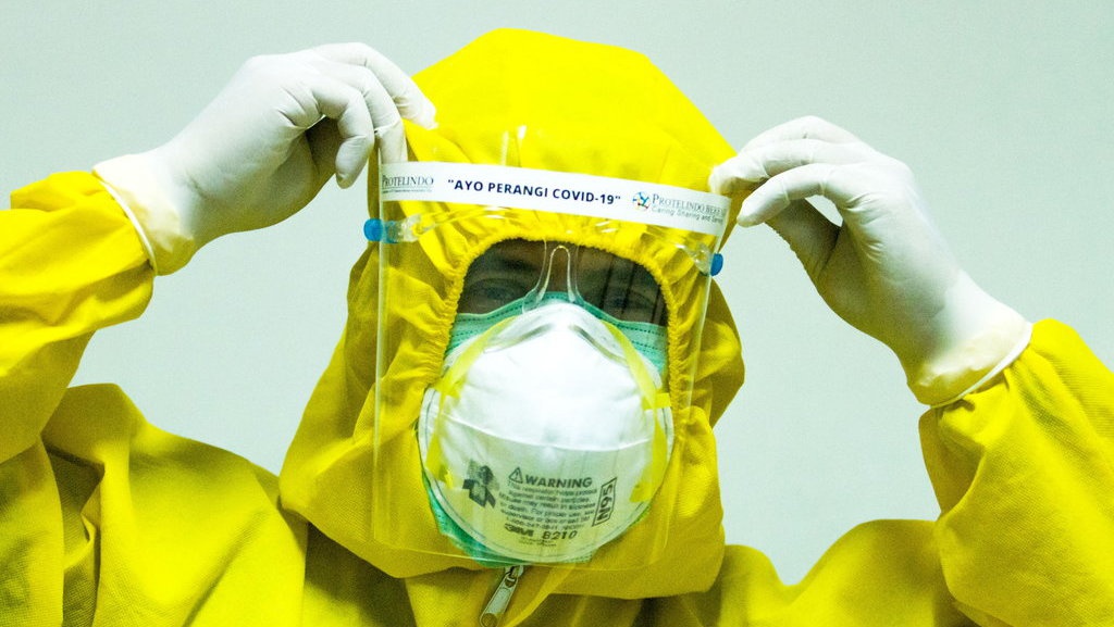 Tebang Pilih Insentif dan Santunan untuk Nakes Terpapar COVID-19 Tebang Pilih Insentif dan Santunan untuk Nakes Terpapar COVID-19