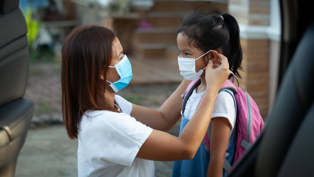 Satgas COVID Imbau Warga Disinfeksi Limbah Masker Sebelum Dibuang Satgas COVID Imbau Warga Disinfeksi Limbah Masker Sebelum Dibuang