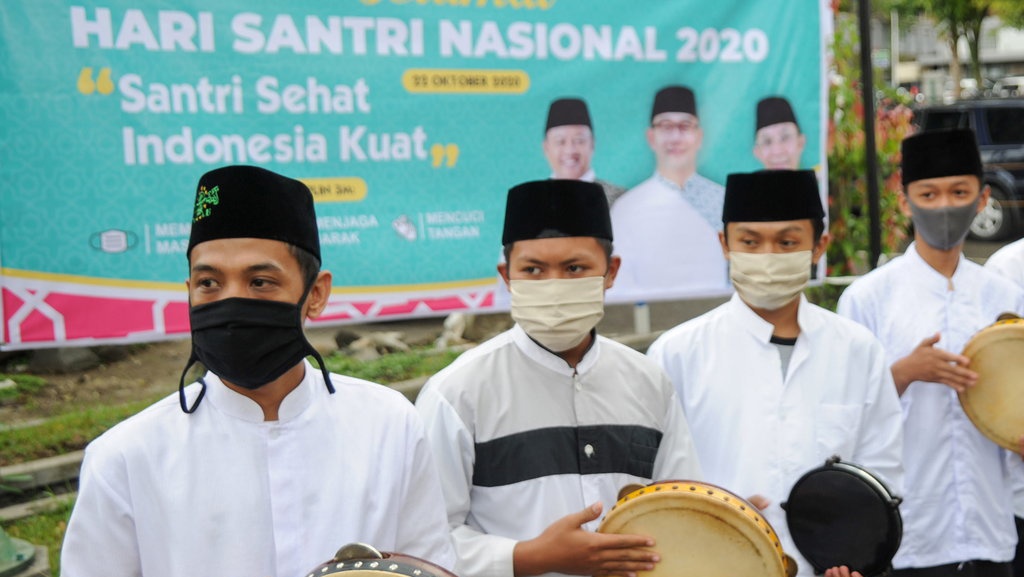 Hari Santri 2020 dan Pernyataan Resmi PBNU Hari Santri 2020 dan Pernyataan Resmi PBNU