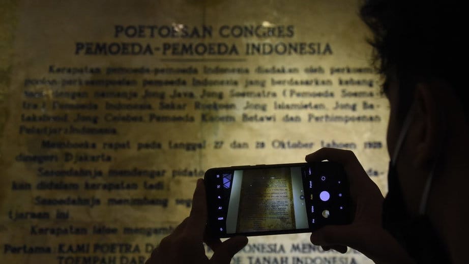 Apa Isi Ikrar Sumpah Pemuda & Nilainya bagi Bangsa Indonesia? Apa Isi Ikrar Sumpah Pemuda & Nilainya bagi Bangsa Indonesia?